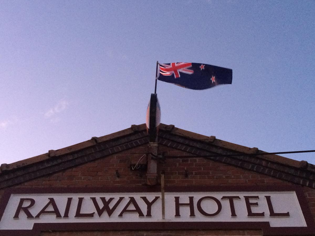 Mossburn Railway Hotel Ngoại thất bức ảnh
